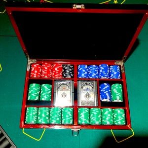 Bicycle Masters 300 Poker Chip Set And Prestige Playing Cards